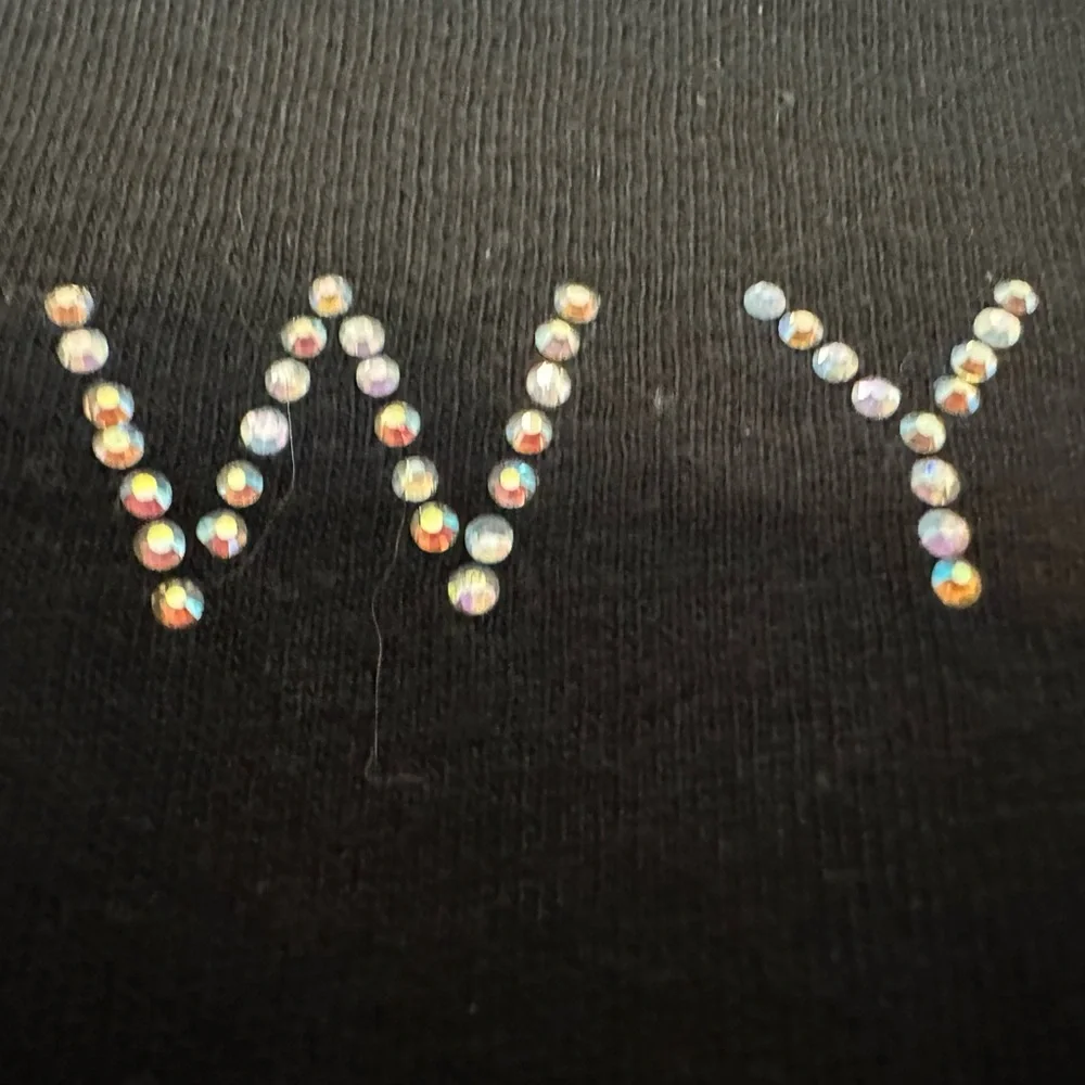 Wynn Encore Las Vegas Ladies Black T Shirt. New with tags, never worn. - Picture 5 of 7